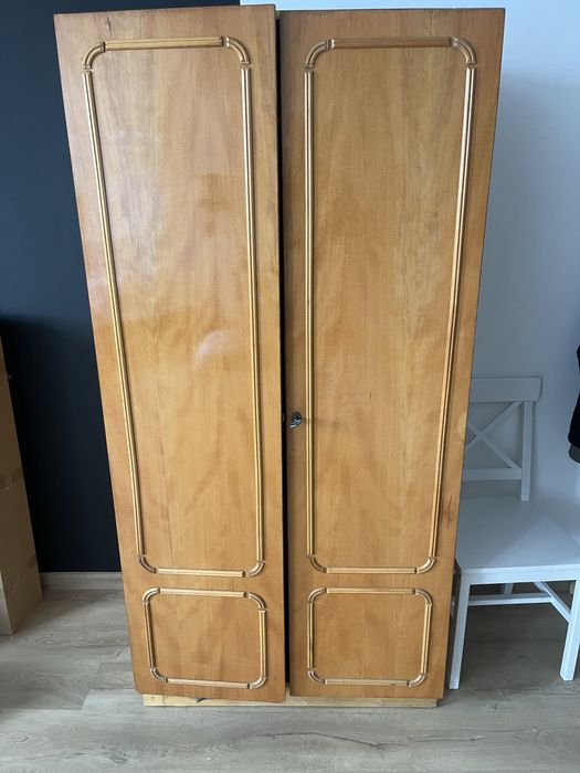 Віддам шафу безкоштовно