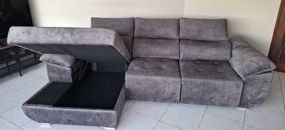 Sofá Retrátil com Chaise + Encosto Reclinável e Arrumação