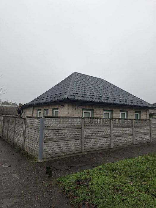 Профнастил і металочерепиця – доставка прямо на об’єкт