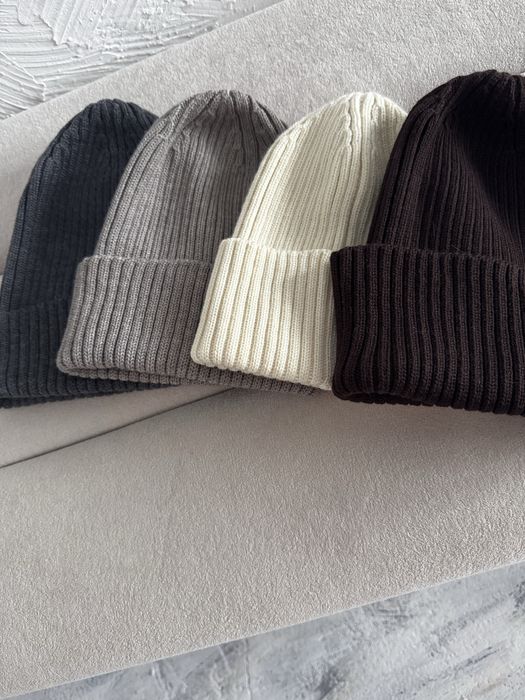 Шапка зимова з вовни мериноса