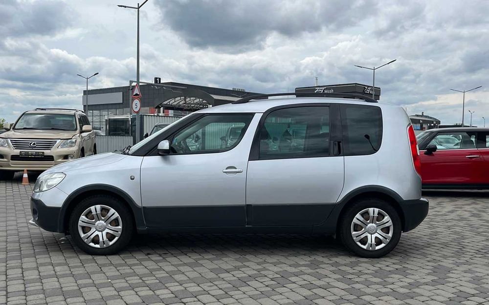 Skoda Roomster 2013