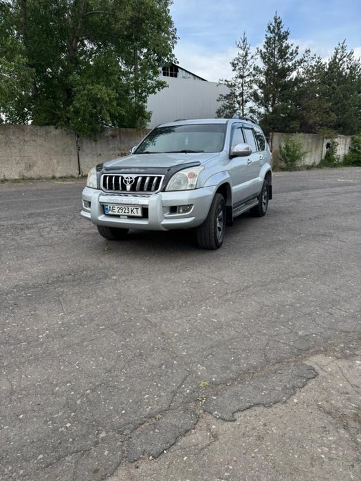Продам Toyota Land Cruiser Prado