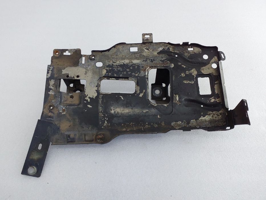 Base / caixa da bateria PEUGEOT 308 SW II
