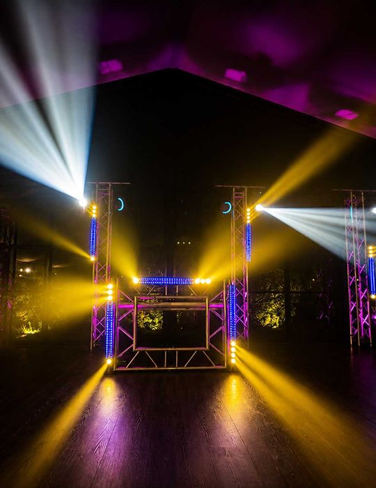 Aluguer Iluminação para Casamentos | Eventos | DJs | Lisboa | Sintra | Cascais