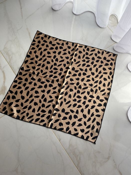 Трендова хустинка