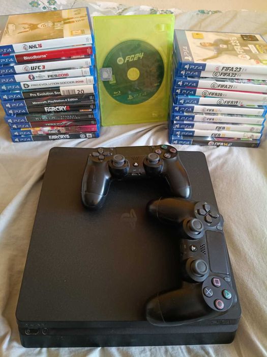 Konsola PS4 2 pady i 23 gry SPRZEDAM