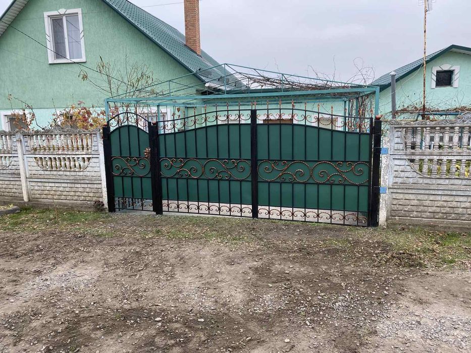 Ворота, решітки, двері, навіси, паркани