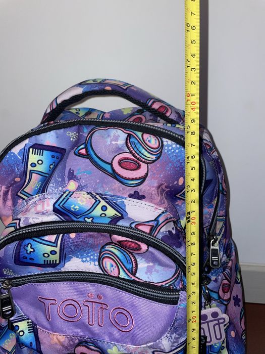 Mochila e estojo de menina