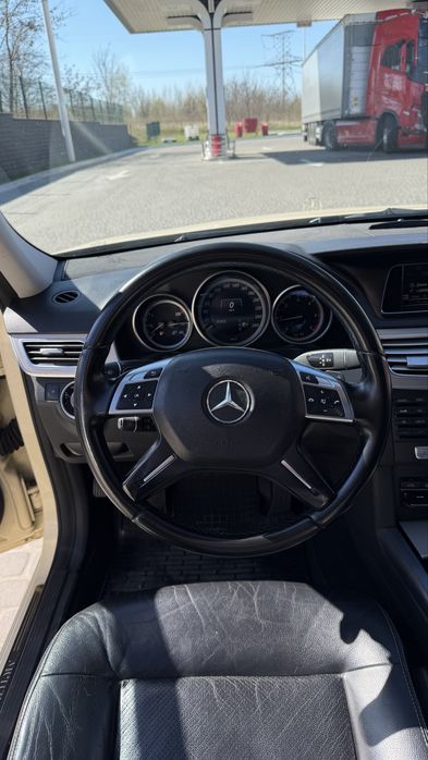 Mercedes W212 2014 рік