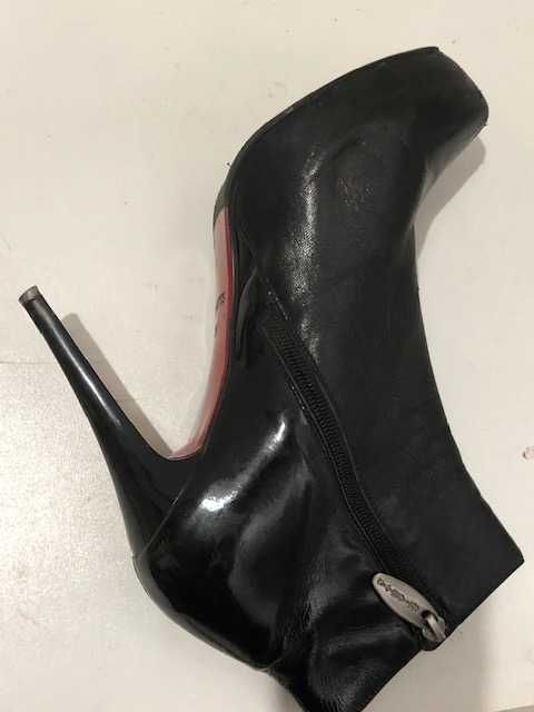 Ботільони на високих підборах