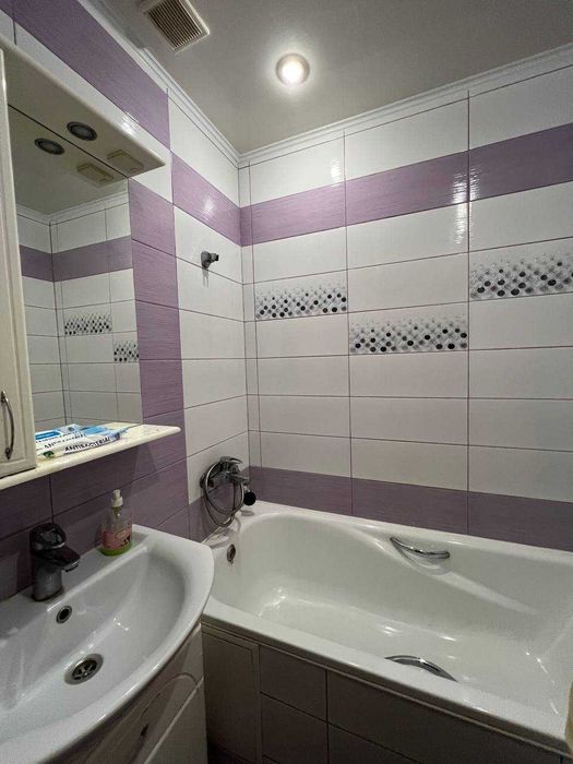 Продается 1 комн.кв. Правый берег