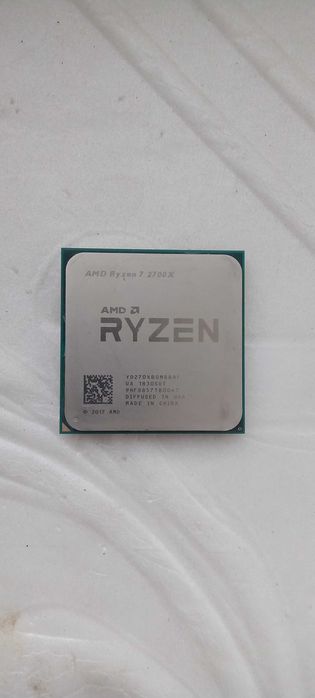 Продам процессор ryzen 7 2700x