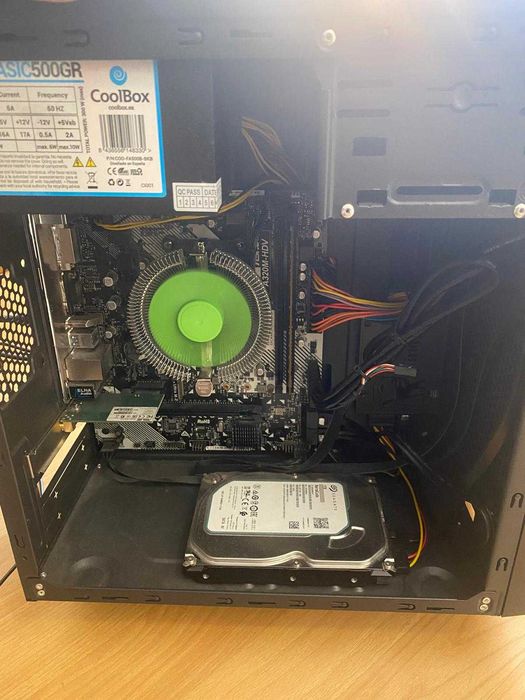 Torre Insys em perfeitas condições   com 2 anos de uso.