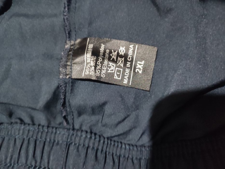 Продам новые спортивные штаны