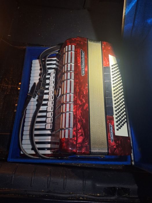 Sprzedam harmonię DIANA