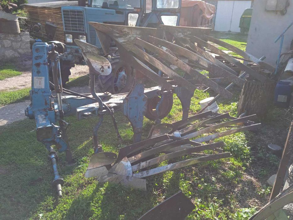 Продам плуг лемкен