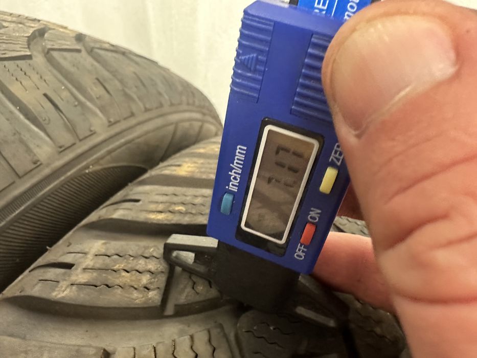 Шини на кашкай ідеальні 215/55 R18 Falken резина комплект