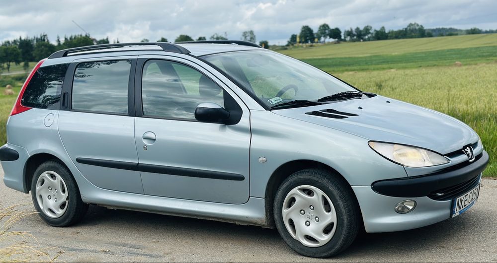 Peugot 206 2003 r 1.4 benzyna