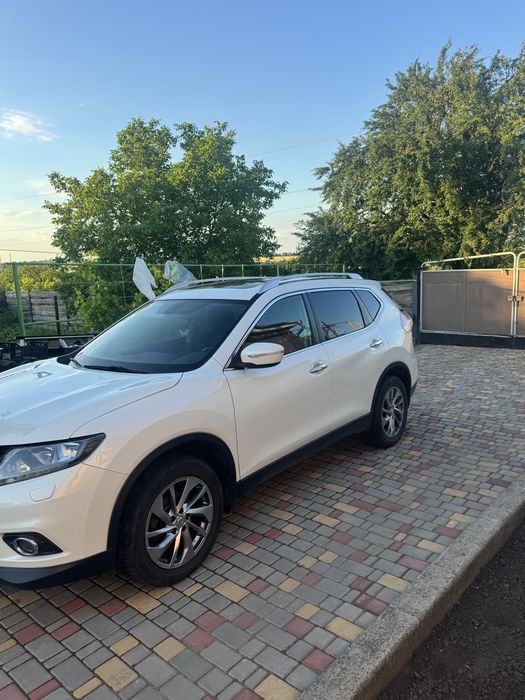 Nissan  X-trail 2016