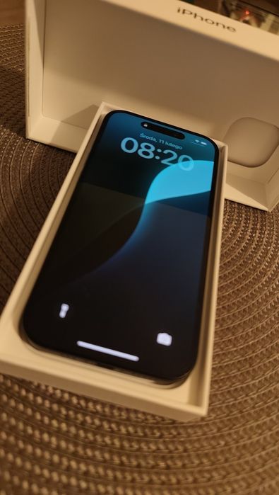 iPhone 15 128 GB Black czarny bateria 87%