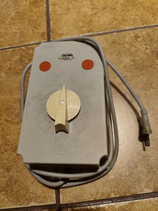 Transformator /zasilacz Piko