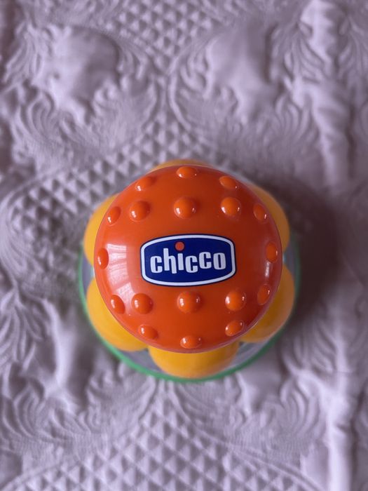 Іграшка Chicco Дзиґа Веселка, майже нова