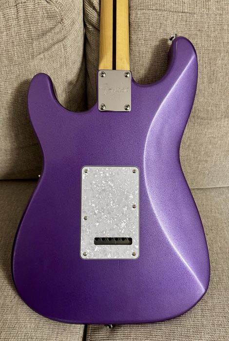 Gitara lutnicza typu stratocaster