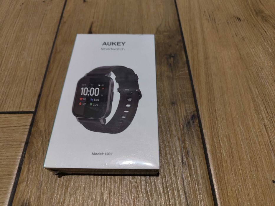 Nowy smartwatch firmy AUKEY model LS02