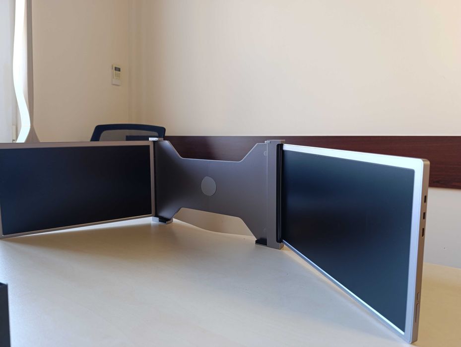 Портативний монітор з трьома екранами 15.6″ 1920×1080 IPS HDR + сумка