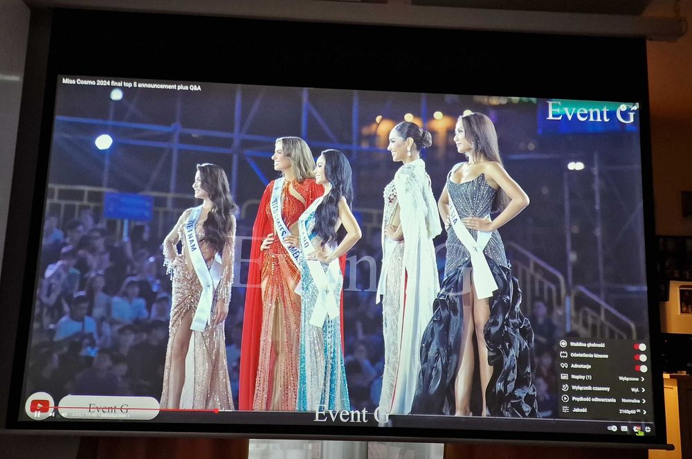 BenQ TK850 projektor, rzutnik,  4 k HDR zestaw z ekran elektr. 110"