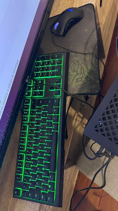 PC Gamer HP OMEN 40L - Ryzen 5 5600, RTX 3060 Ti, 16GB RAM, 512GB SSD
