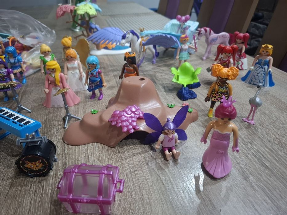 Playmobil zestaw figurek i wiele innych