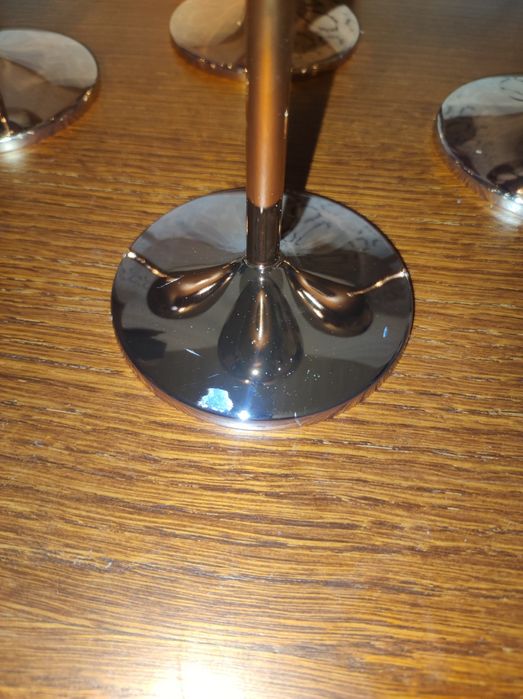 Kieliszek do wina ze stali nierdzewnej