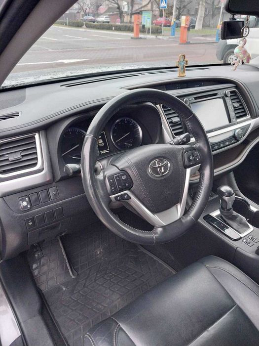 Toyota Highlander 2015 VIN 5TDJKRFH7FS132825 фото оголошення 8 з 13