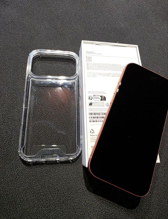 Iphone 17pro - igual a novo -  c/garantia