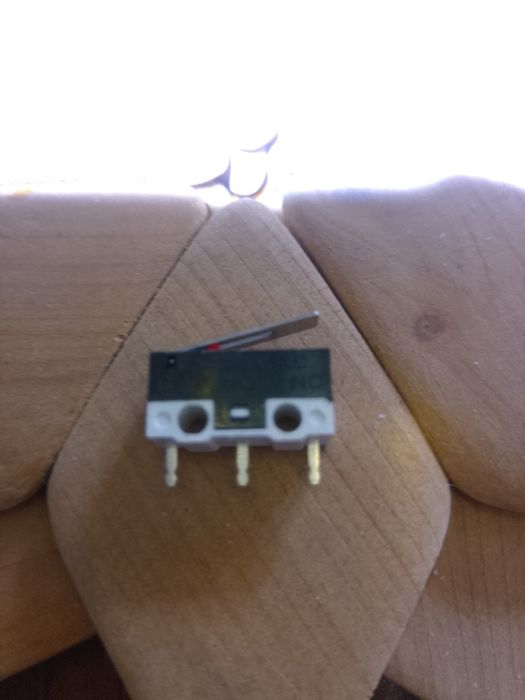 Микропереключатель, мікроперемикач, кнопка