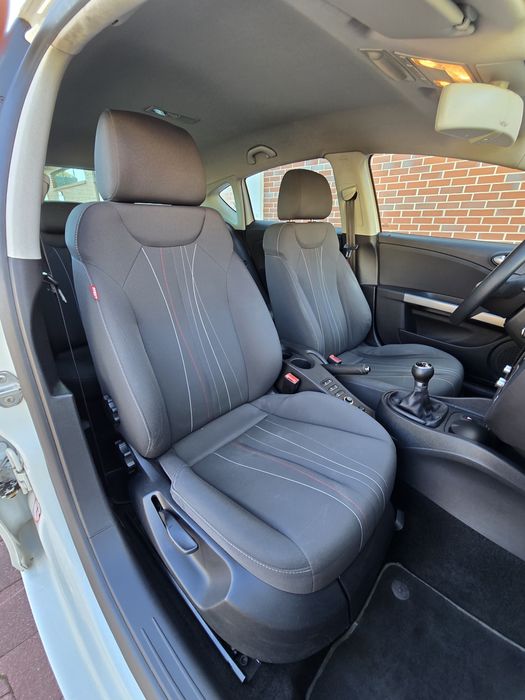 Seat Leon 1.6 TDI  105cv  Copa