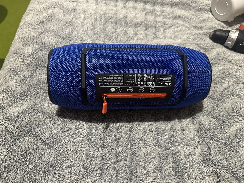 Портативна колонка JBL Xtreme синя  і сіра