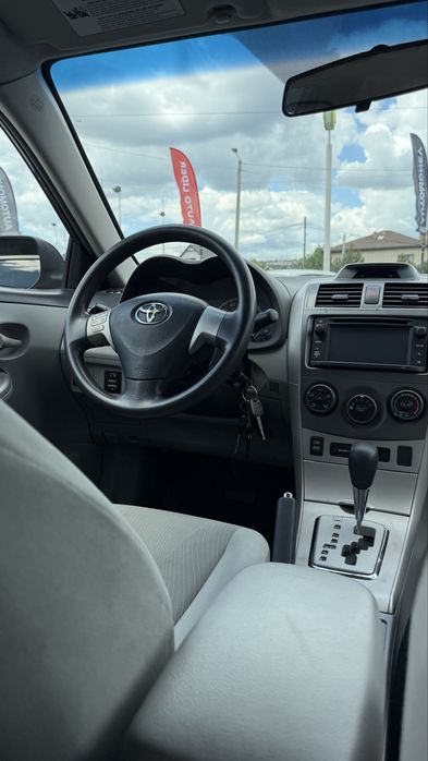 Toyota Corolla Тойота Королла 2013 р 1,8 бенз 6АКПП