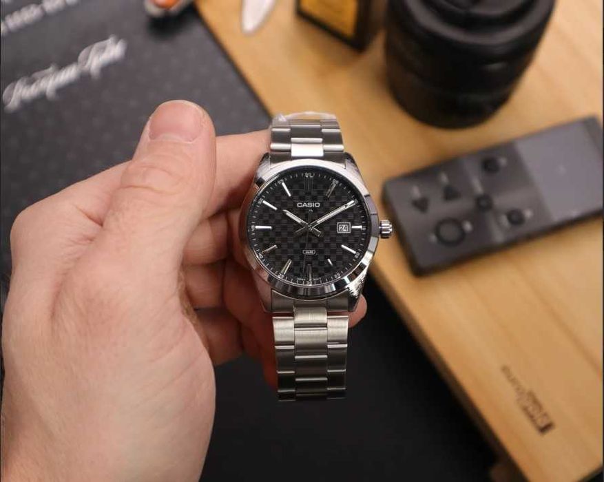 Casio MTP-VD03D-1A — стильний годинник на щодень