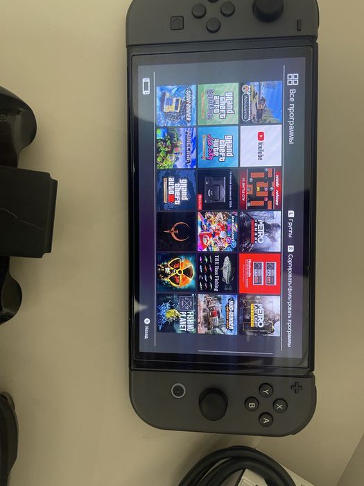 Nintendo Switch Oled +контролери joy-con,білі в подарунок,торг