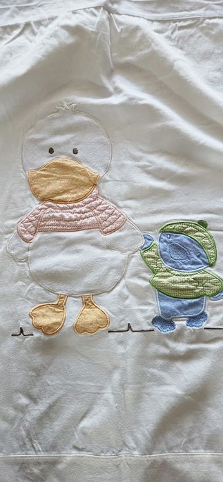 Zestaw do niemowlęcego łóżeczka