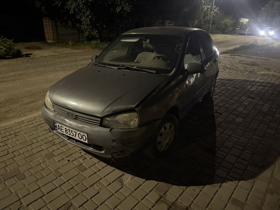 Ваз Калина 1.6 бензин. Не на  ходу. Оформление