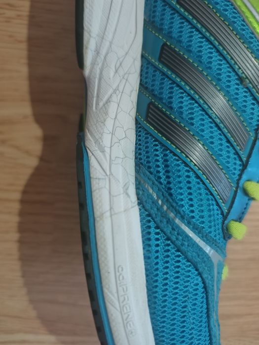 Беговые кроссовки Adidas Adizero Mana 6