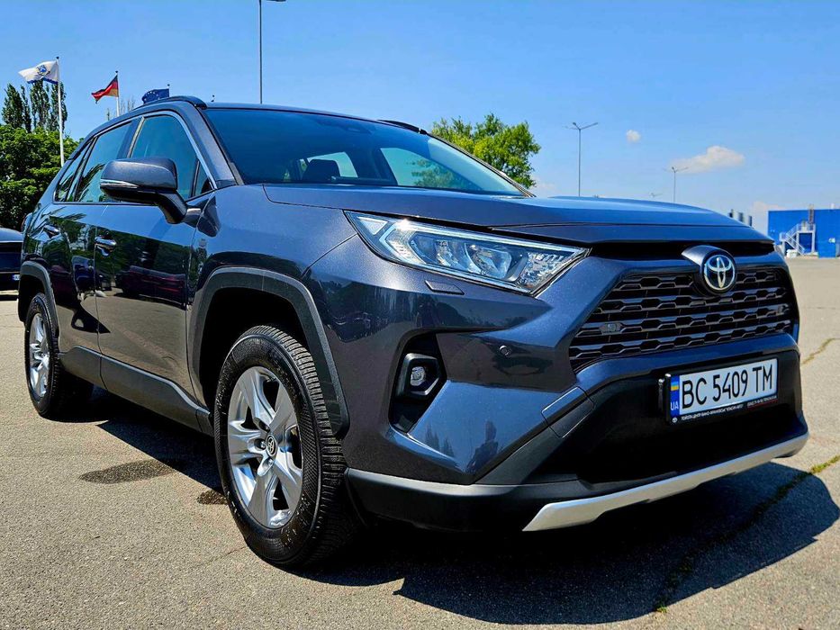 Toyota RAV4 2024р 2.5 гібрид офіційний