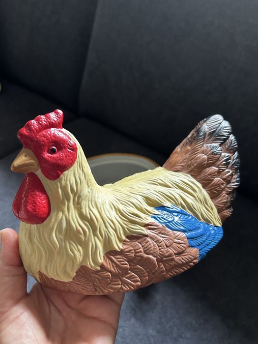 Ozdobna kura + 4 kurki pojemniki na jajka