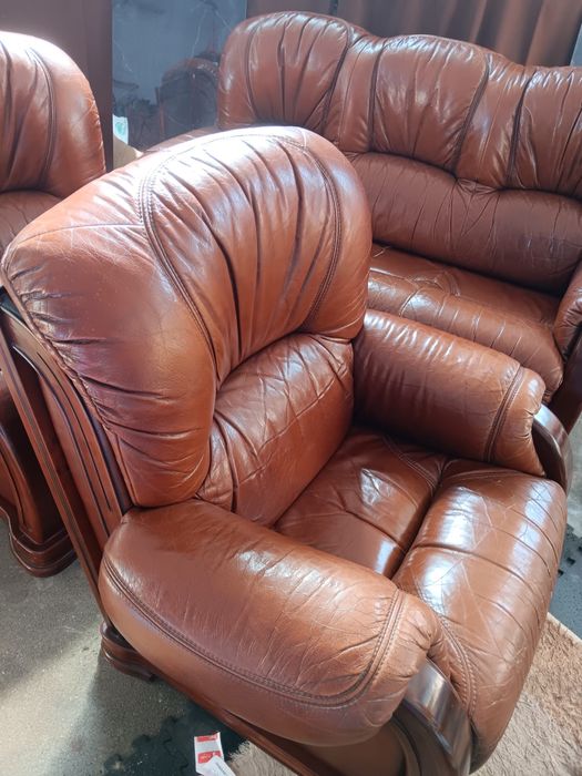 Conjunto 3 Sofás de Pele