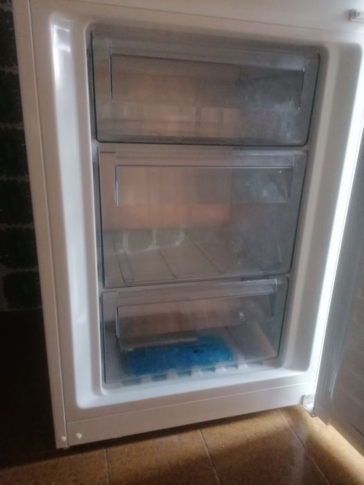 Vendo frigorífico AEG