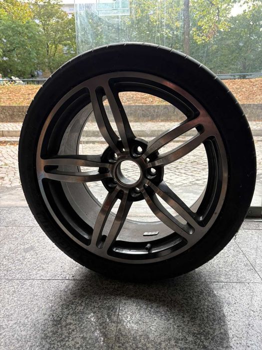Jante com Peneu Michelin