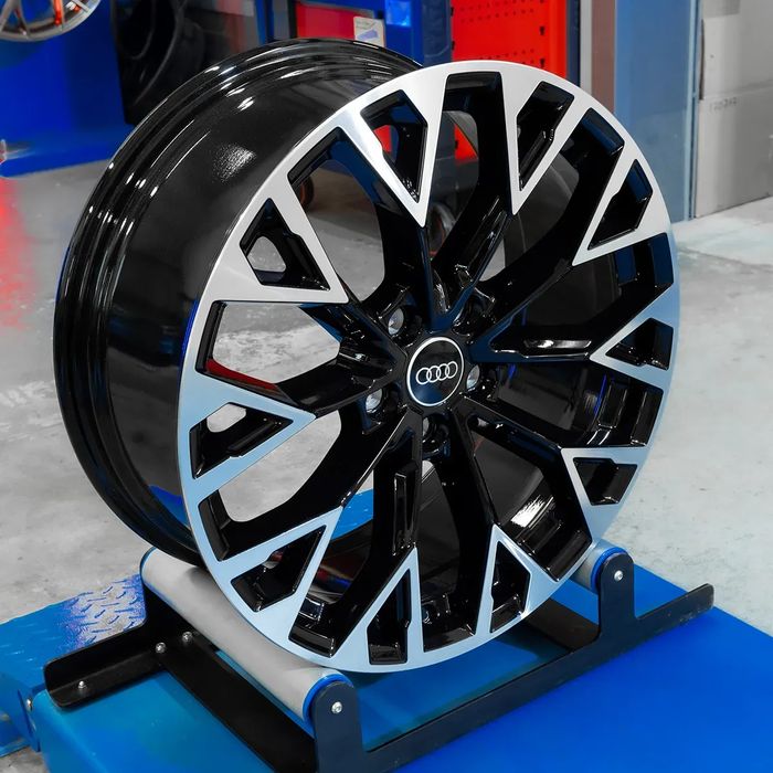 Oryginalne Felgi Audi RS 19" RS3 8Y